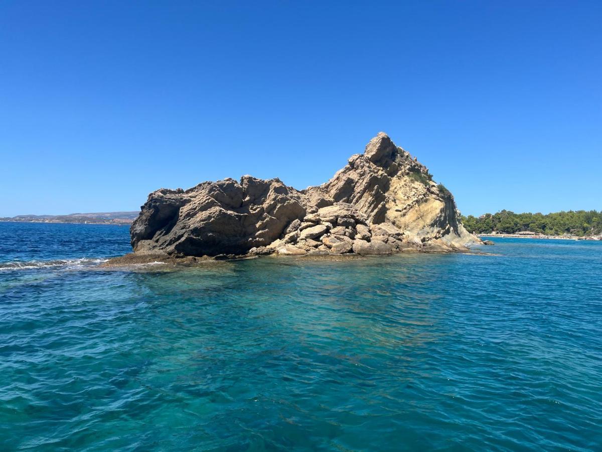 Apollonides Seafront Villa1 Aoede ลิคชูรี ภายนอก รูปภาพ