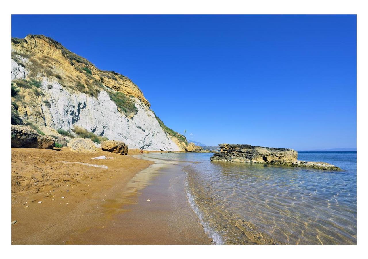 Apollonides Seafront Villa1 Aoede ลิคชูรี ภายนอก รูปภาพ