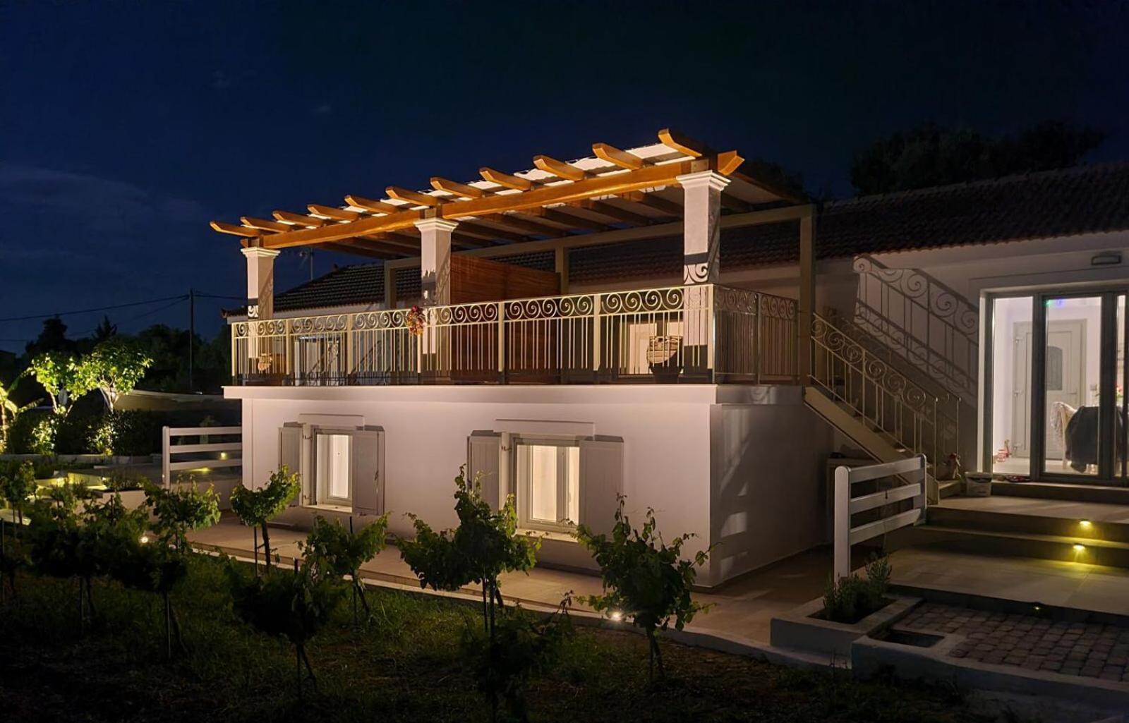 Apollonides Seafront Villa1 Aoede ลิคชูรี ภายนอก รูปภาพ
