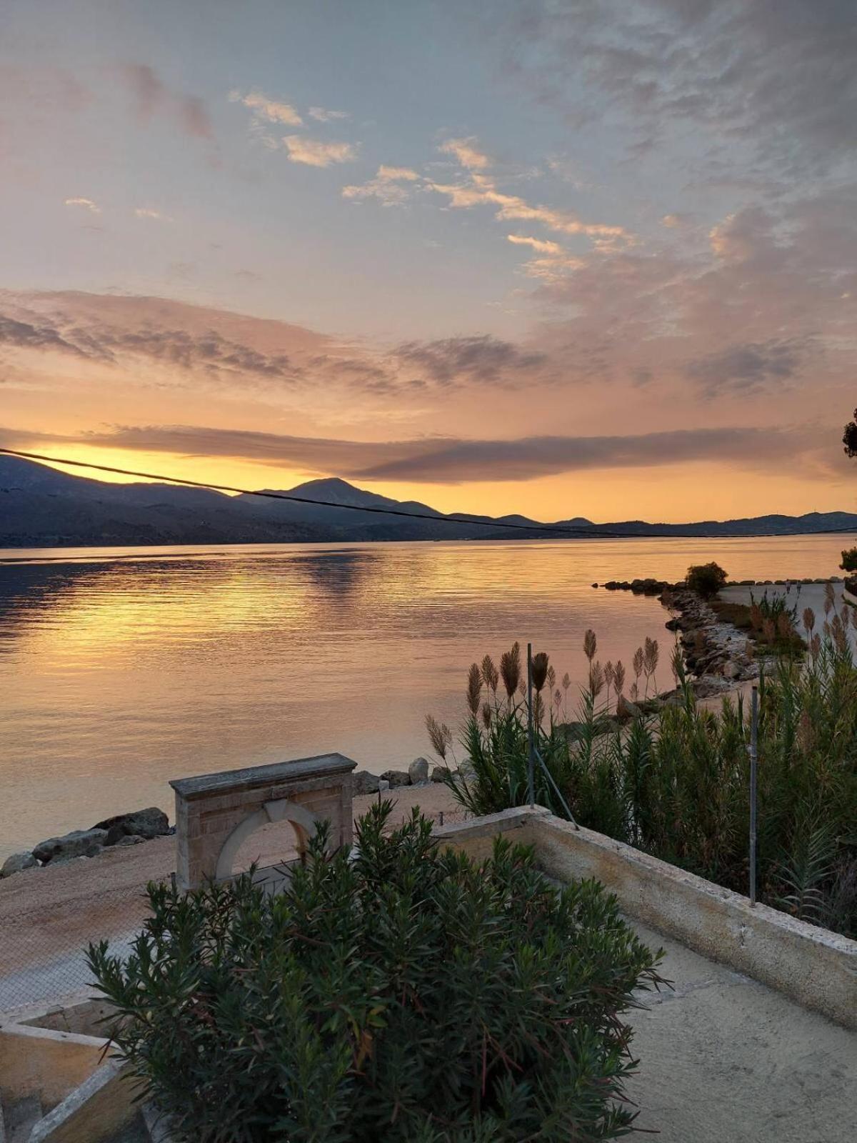 Apollonides Seafront Villa1 Aoede ลิคชูรี ภายนอก รูปภาพ